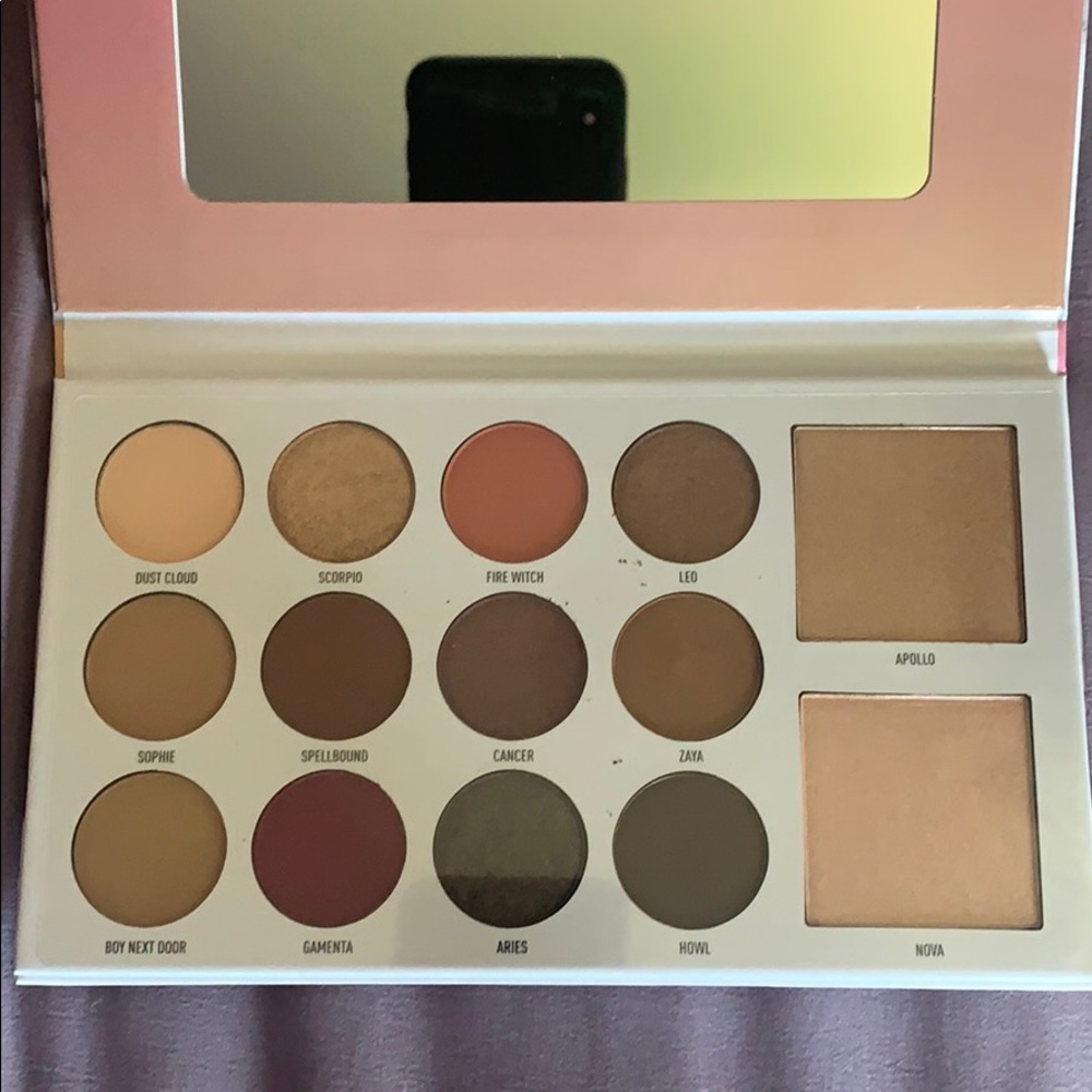Morphe X Manny Mia Glam Pallet